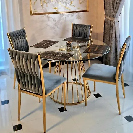 Myriam Luxury *
