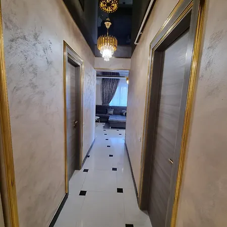 Myriam Luxury Navodari
